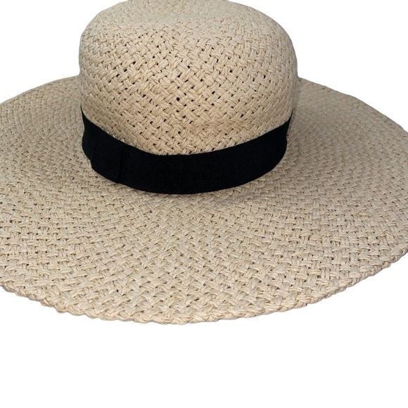 Francesca’s Straw Wide Brim Hat with Black Band - Picture 2 of 5